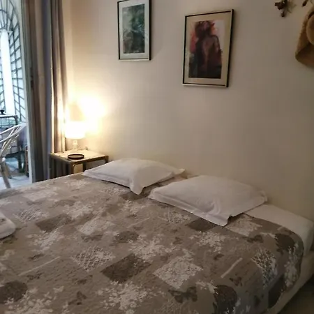 Lacour One Bedroom *